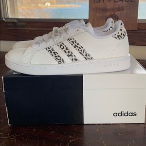 Adidas Grand Court Sneakers